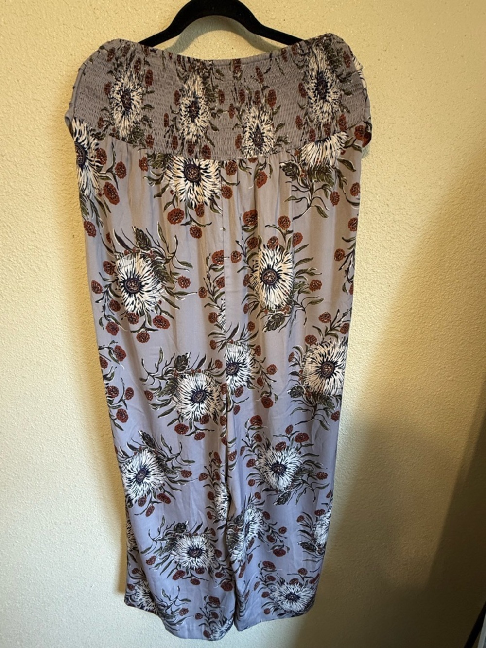 MadeWorn Lavender Floral Strapless Wide-Leg Jumpsuit - Picture 4 of 6